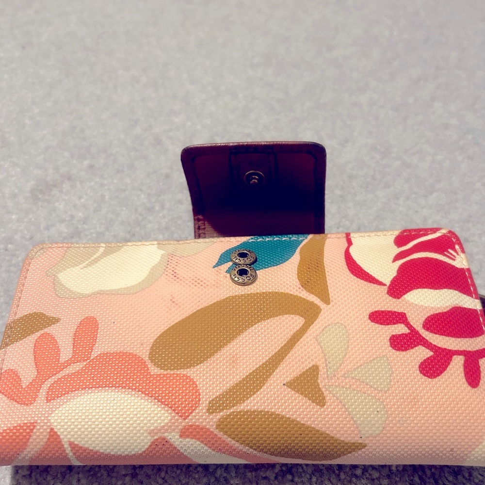Fossil Multicolored Wallet - image 2